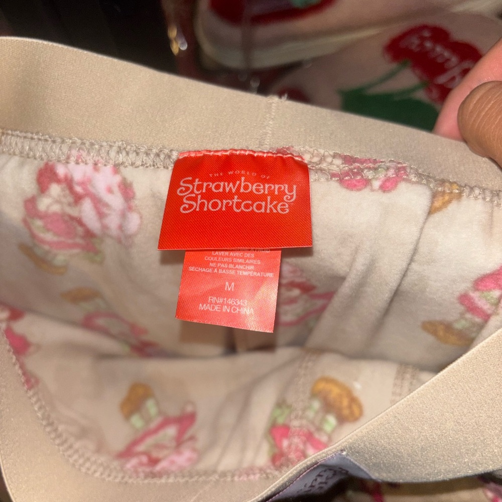 Strawberry Shortcake Beige & Pink Printed Pajama Pants - Picture 6 of 7